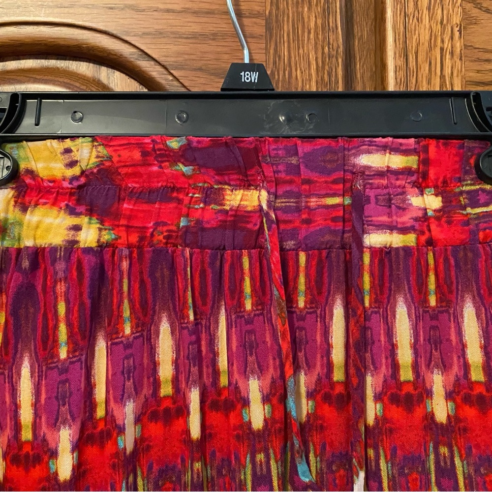 Colorful Patterned Women's Skirt, 2X - Picture 3 of 4